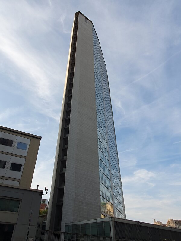 Mrakodrap Pirelli – Gio Ponti, 1956–1958